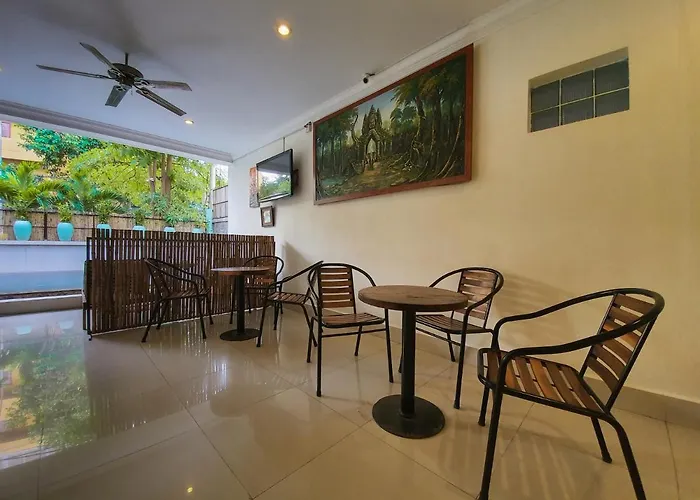 Hotel Plumeria &
