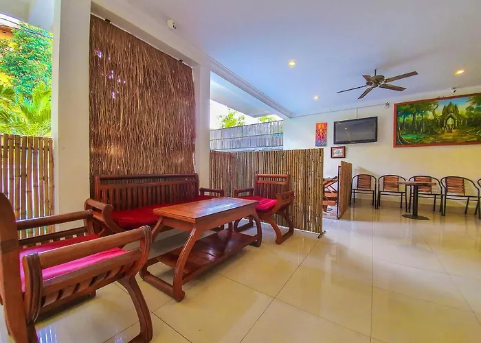 Plumeria & Hotel 3*